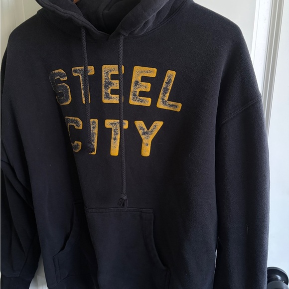 Steel City Other - Great condition size L Steel City Black and Yellow Lettering Hoodie sweatshirt
